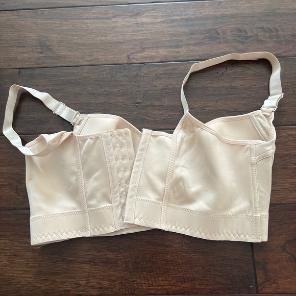 Woobilly Push Up Back Smooth Bras in nude and black 40B - Picture 6 of 10